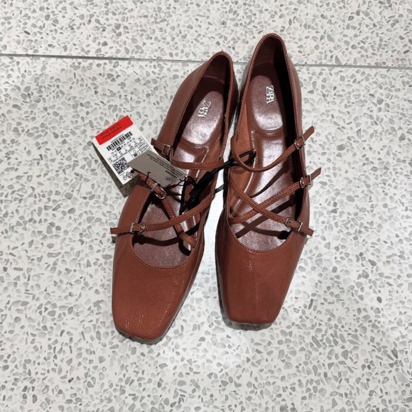 zara leather square toe ballet flats, size 8 - Picture 3 of 8